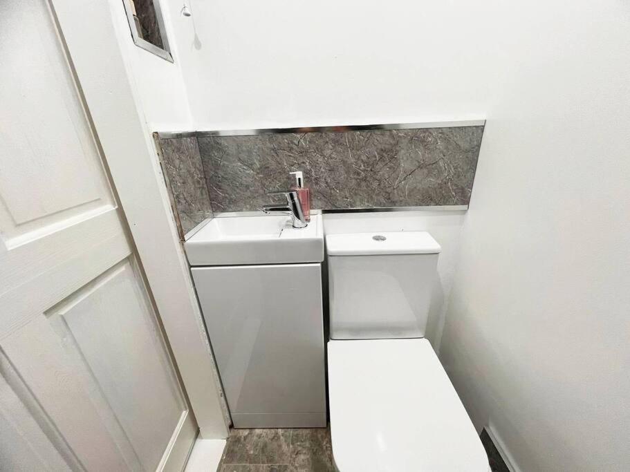Shared House In Central Location Inverness Luaran gambar